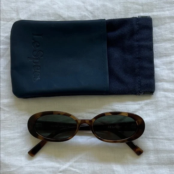 Le Specs Outta Love in Brown Tort Green Mono Sunglasses - Picture 6 of 6